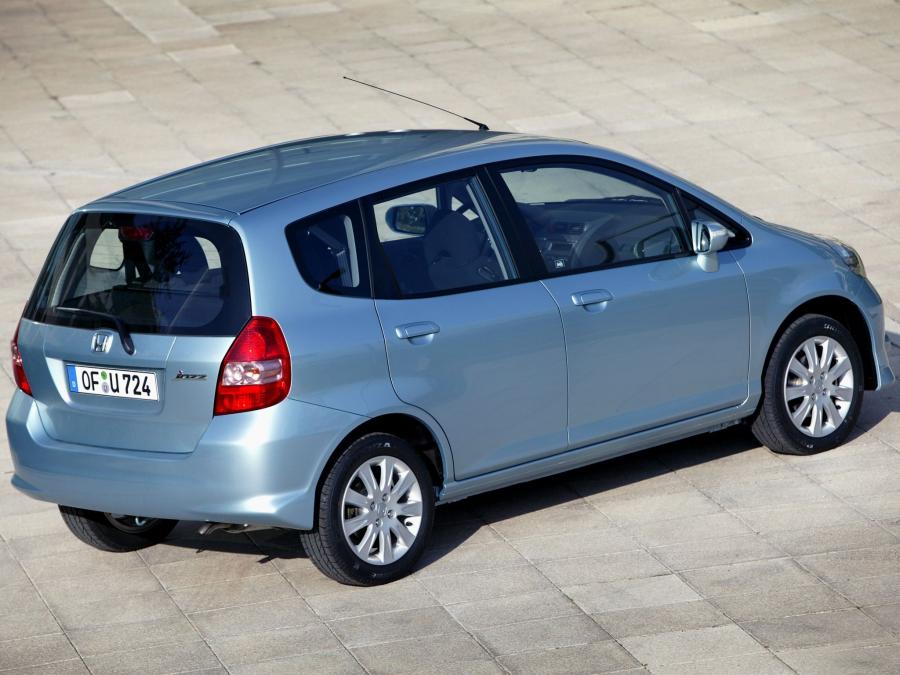  Honda Jazz 2005 года  (фото 7 из 29)
